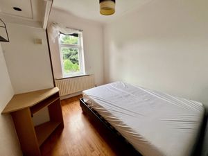 Photo 13- click for photo gallery